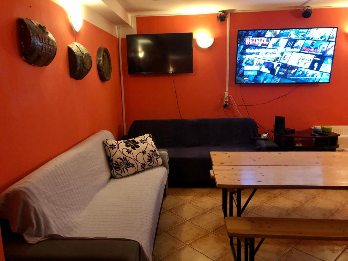 Whole Basement Former Pub3 For Bachelor / Bachelorette Party Budapesta Exterior foto