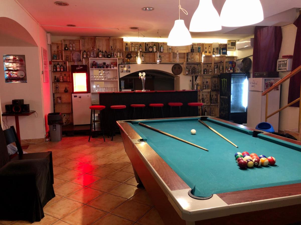 Whole Basement Former Pub3 For Bachelor / Bachelorette Party Budapesta Exterior foto